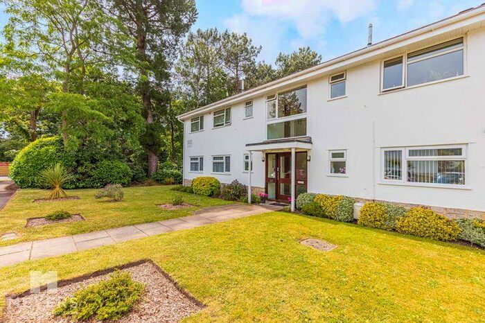 2 Bedroom Apartment To Rent In Manor Close, Ferndown, BH22