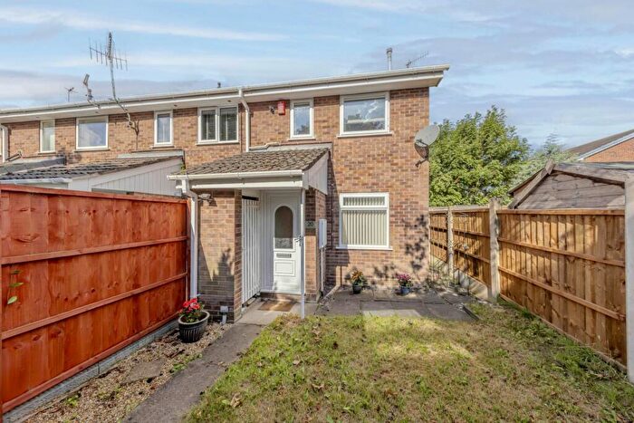 2 Bedroom End Of Terrace House For Sale In Bevandean Close, Stoke-On-Trent, ST4