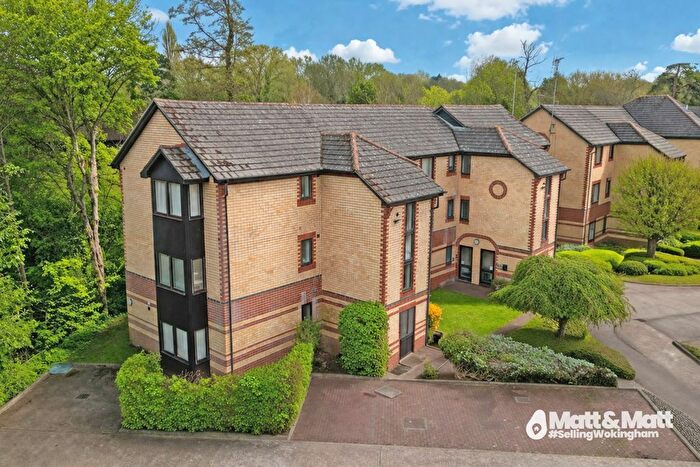 1 Bedroom Flat For Sale In Finchampstead Road, Wokingham, Berkshire, RG40