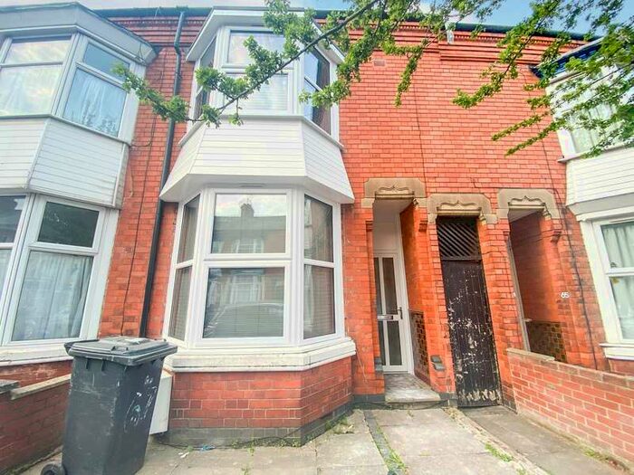 4 Bedroom House To Rent In Barclay Street, Leicester, , LE3