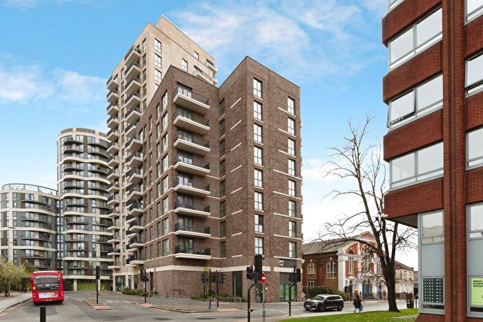 1 Bedroom Flat For Sale In Linton Road, Barking, IG11