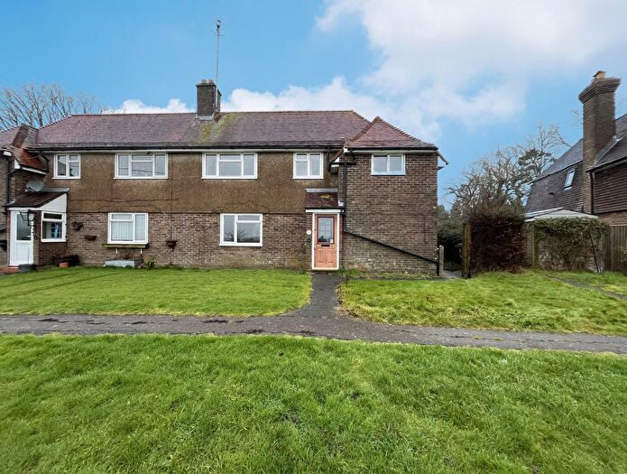 3 Bedroom Property For Sale In Wellington Gardens, Battle, East Sussex, TN33