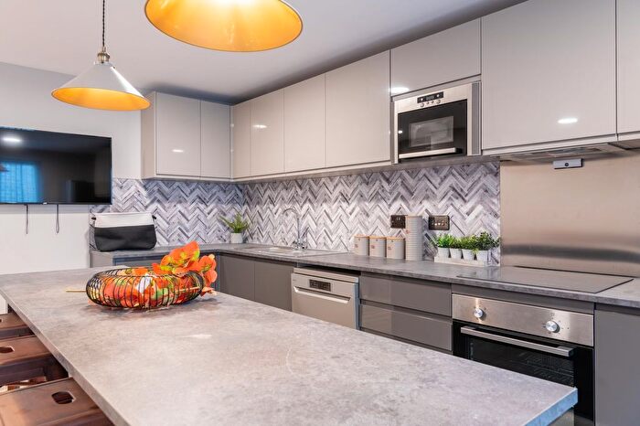 1 Bedroom Flat To Rent In Gloucester Road, Bristol, BS7