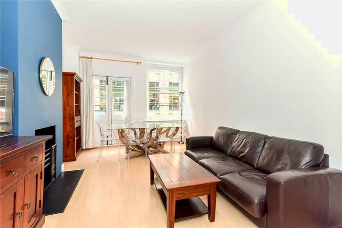 2 Bedroom Flat To Rent In St. Andrew's Hill, London, EC4V