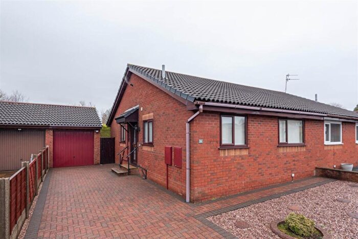 2 Bedroom Semi-Detached Bungalow For Sale In Edward Street, Bamber Bridge, Preston, PR5