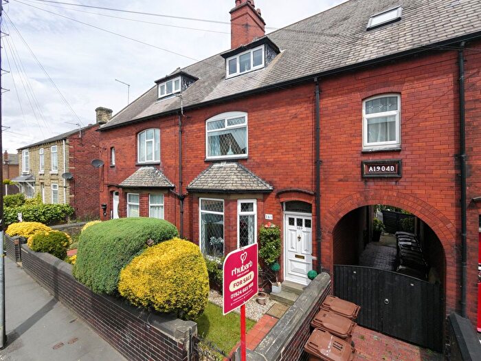4 Bedroom Terraced House For Sale In Station Road, Ossett, West Yorkshire, WF5