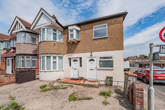 1 Bedroom End Terrace House To Rent In Victoria Road, Ruislip, HA4