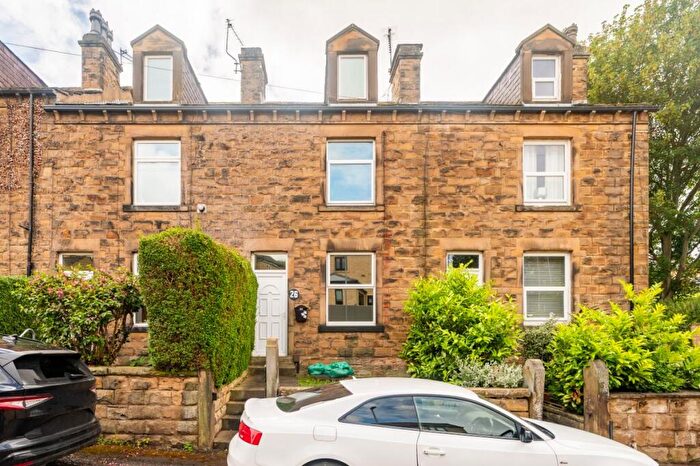 3 Bedroom Terraced House For Sale In Lumb Bottom, Drighlington, BD11