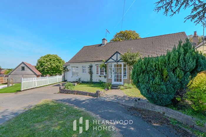 4 Bedroom Detached House For Sale In Highfield Road, Sandridge, St. Albans, AL4