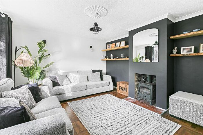 3 Bedroom Terraced House For Sale In Cul-de-sac Location In The Village Of Essendon., AL9