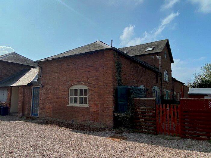 3 Bedroom End Of Terrace House To Rent In Caerhowel Mews, Caerhowel, Montgomery, Powys, SY15