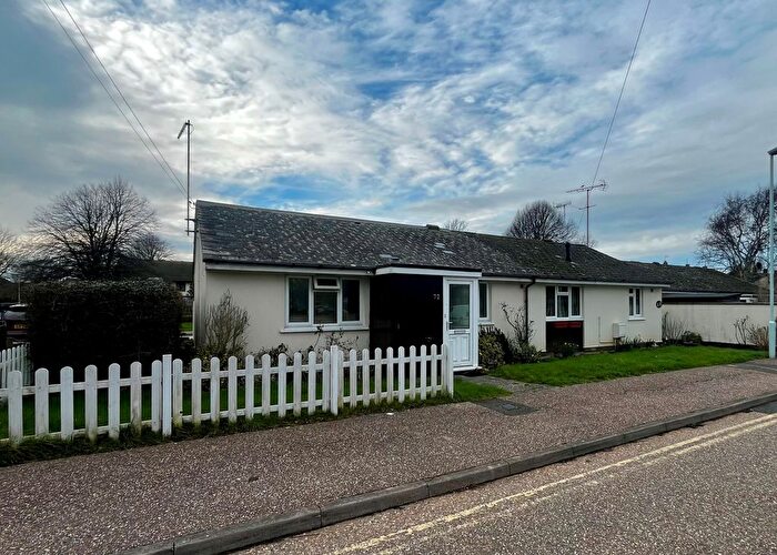 1 Bedroom Bungalow To Rent In The Avenue, Worthing, BN12