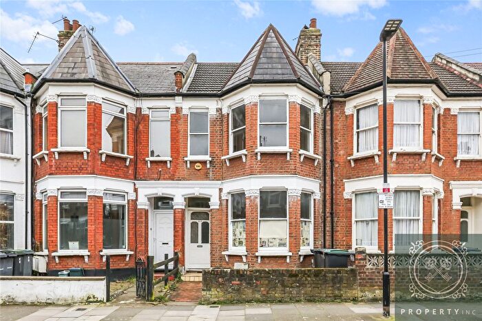 3 Bedroom Terraced House For Sale In Langham Road, London, N15