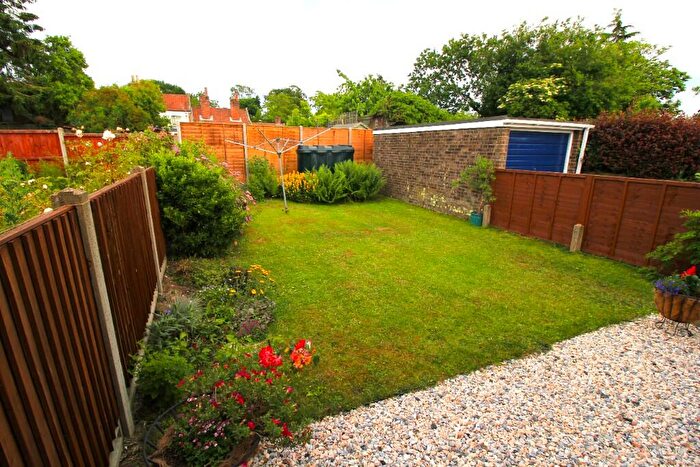 2 Bedroom Semi-Detached Bungalow To Rent In St. Michaels Road, NR15