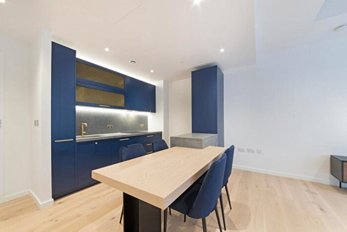 1 Bedroom Apartment To Rent In Hampden House, Goodluck Hope, London, E14