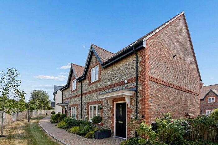 2 Bedroom Semi-Detached House For Sale In Hampdens Way, Watlington, OX49