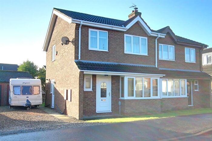 3 Bedroom Semi-Detached House For Sale In Northdale Park, Swanland, North Ferriby, HU14