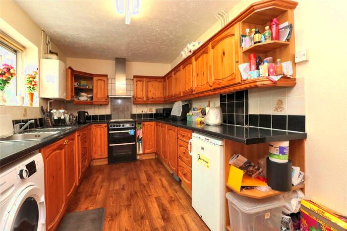 3 Bedroom Semi-Detached House For Sale In Henslow Way, Woking, Surrey, GU21