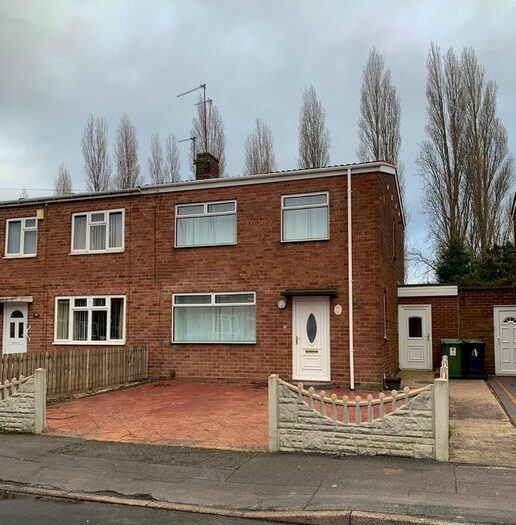 3 Bedroom Semi-Detached House To Rent In Wallace Road, Bilston, WV14