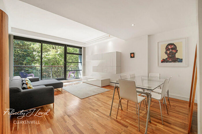 2 Bedroom Flat For Sale In Lexington Apartments, City Road, London, EC1Y