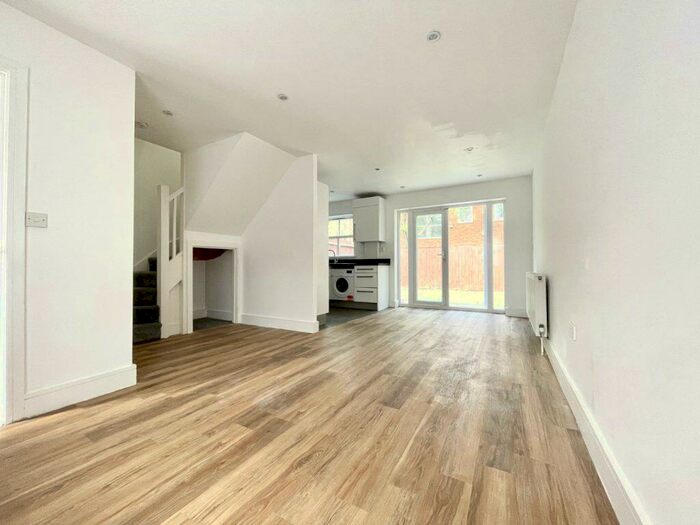 3 Bedroom End Of Terrace House To Rent In Willoughby Grove, Tottenham, N17