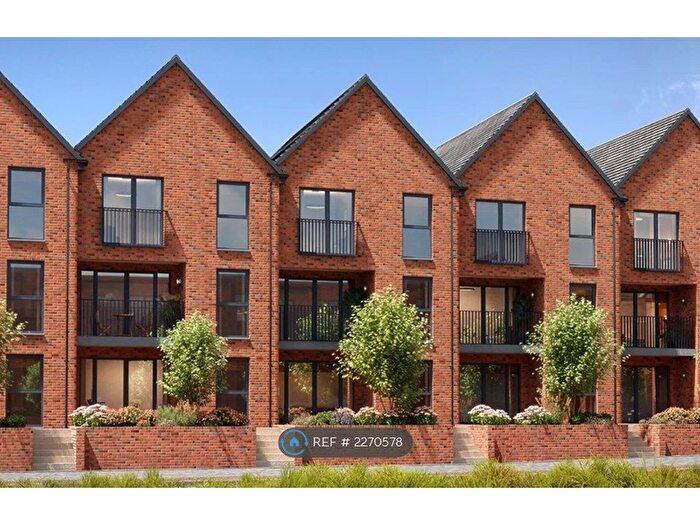 4 Bedroom End Of Terrace House To Rent In The Birstall, Leicester, LE3