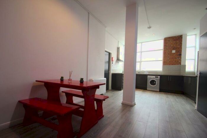 4 Bedroom Flat To Rent In Albion Street, Leicester, LE1