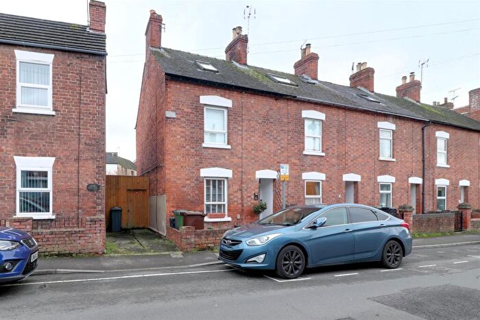 4 Bedroom End Of Terrace House For Sale In Regent Street, Stonehouse, GL10