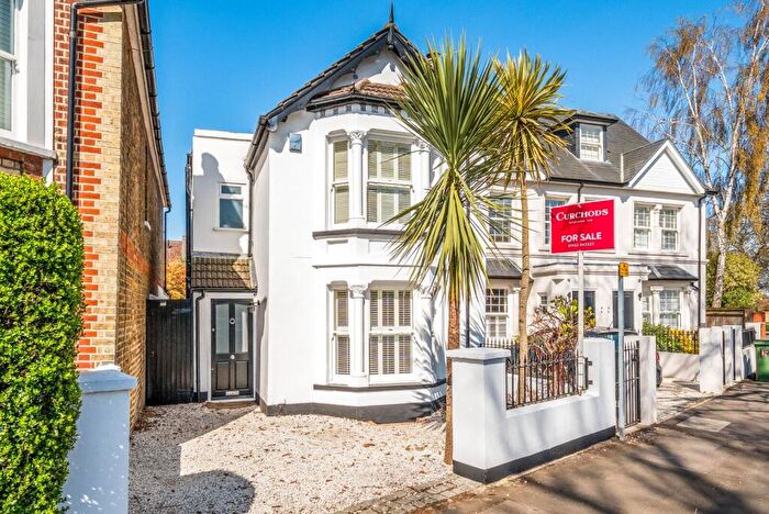 3 Bedroom Detached House For Sale In Thames Street, Weybridge, KT13