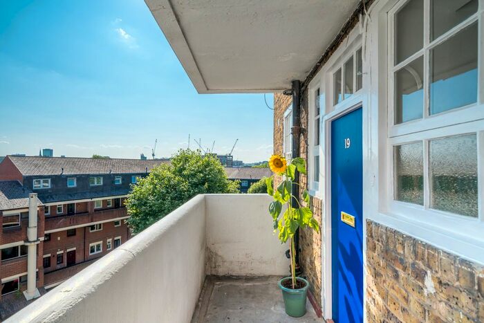 2 Bedroom Flat To Rent In Maygood Street, London, N1
