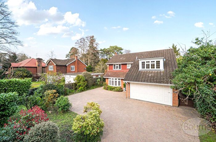 5 Bedroom Detached House For Sale In Pond Road, Hook Heath, Woking, Surrey, GU22