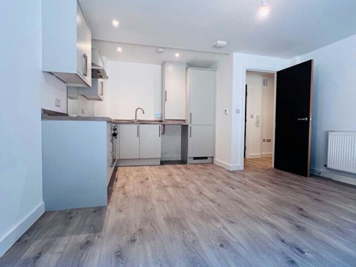 1 Bedroom Apartment For Sale In Thame Road, Haddenham, Aylesbury, HP17