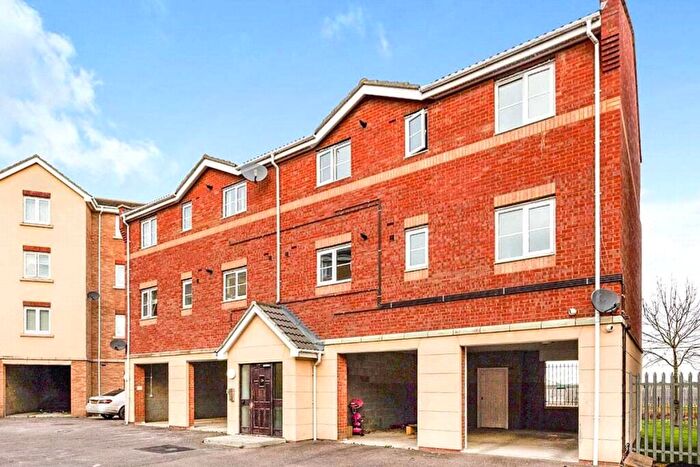 2 Bedroom Flat To Rent In Culvers Court, Fenners Marsh, Gravesend, Kent, DA12