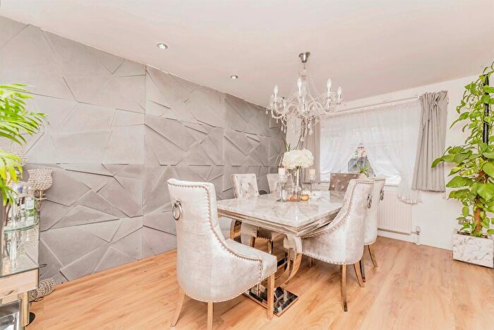 5 Bedroom Detached House For Sale In Chichele Street, Higham Ferrers, NN10