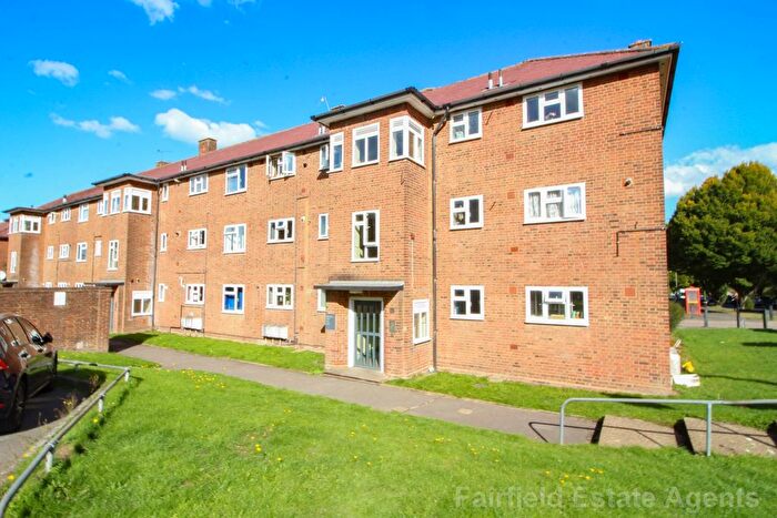 1 Bedroom Flat For Sale In Padgate House, Ainsdale Road, South Oxhey, WD19