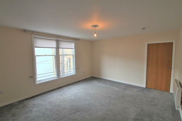 2 Bedroom Apartment To Rent In Newmarket Street, Falkirk, FK1