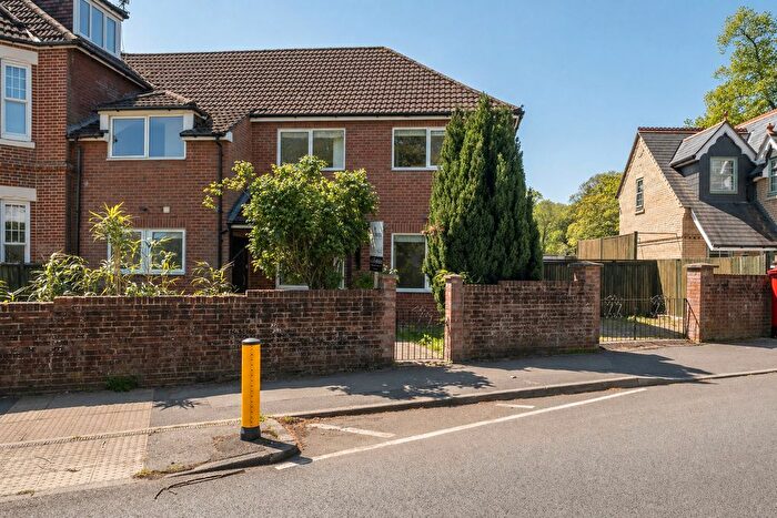 4 Bedroom Semi-Detached House For Sale In Brookvale Road, Highfield, Southampton, Hampshire, SO17