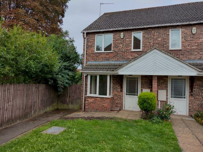 2 Bedroom End Of Terrace House To Rent In Barge Close, Spalding, PE11