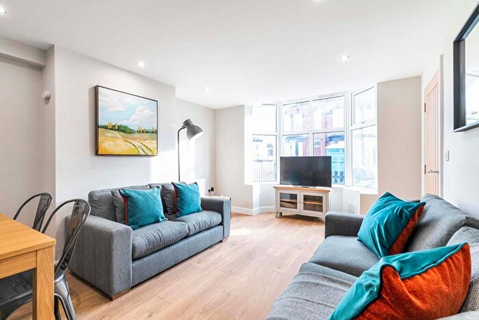 6 Bedroom House To Rent In Walmsley Road, Leeds, LS6