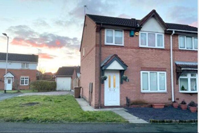 3 Bedroom Property To Rent In Glaisedale Grove, Willenhall, WV13