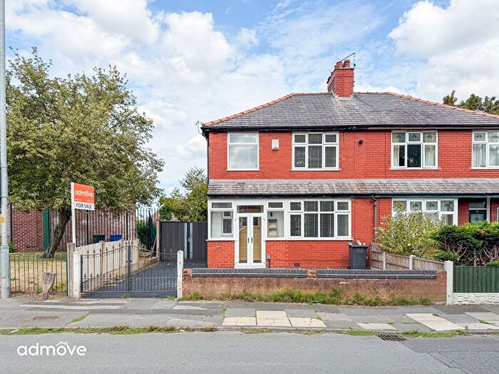 3 Bedroom Semi Detached House For Sale In Sandy Lane, Warrington, WA2