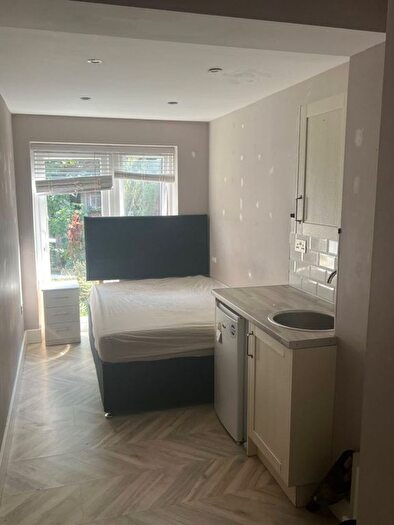 1 Bedroom Studio To Rent In Taunton Road, London, SE12