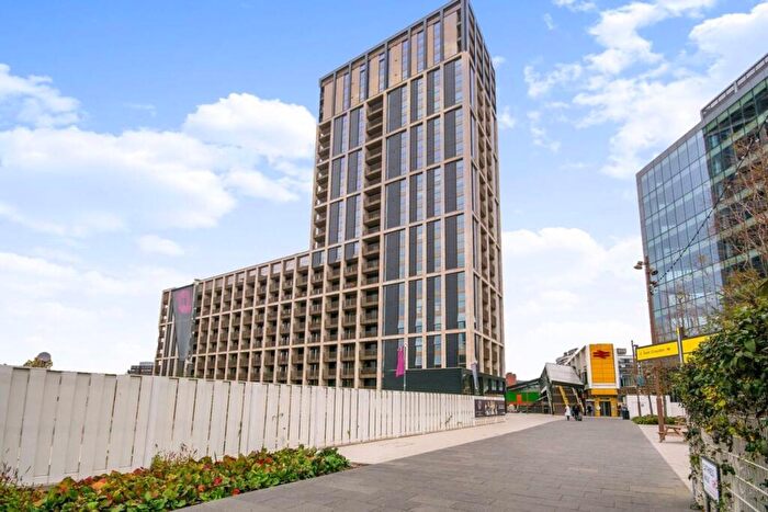 2 Bedroom Apartment For Sale In Vita Apartments, Croydon, CR0