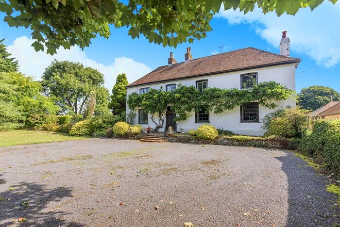 6 Bedroom Equestrian Property For Sale In Arpinge, Folkestone, CT18