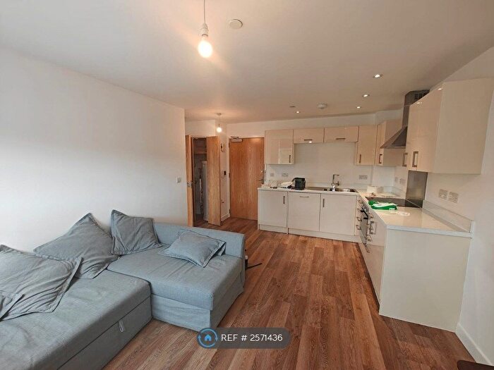 1 Bedroom Flat To Rent In Mill Reef House, Newbury, RG14