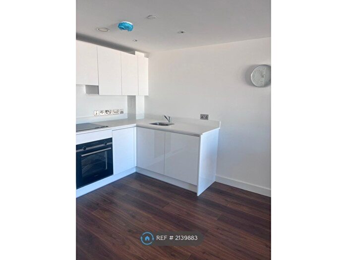 1 Bedroom Flat To Rent In The Grand Exchange, Bracknell, RG12