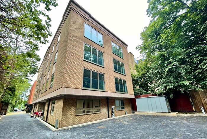 1 Bedroom Flat To Rent In Windsor Road, Slough, SL1