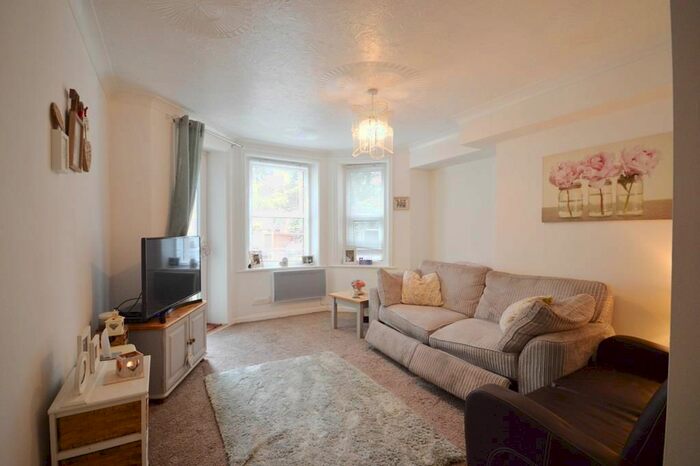 1 Bedroom Flat To Rent In Bradburne Road, Bournemouth, BH2