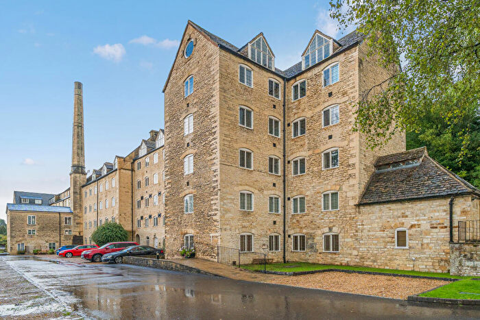 2 Bedroom Flat For Sale In Dunkirk Mills, Nailsworth, GL5