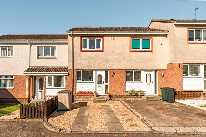2 Bedroom Villa For Sale In Howden Hall Loan, Edinburgh, EH16